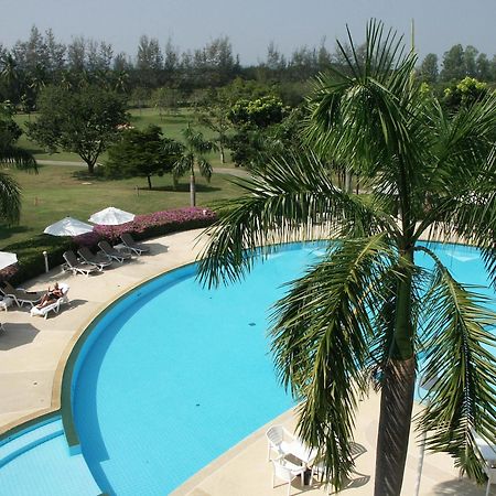 The Royal Chiang Mai Golf Resort Ban Mai  Exterior foto